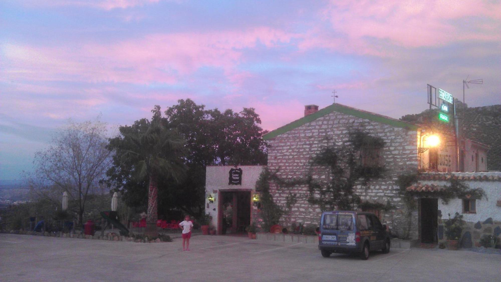 Alojamiento Rural La Caseria De Piedra Restaurante Jaén Exteriör bild