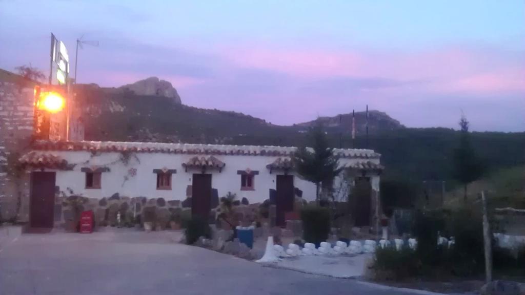 Alojamiento Rural La Caseria De Piedra Restaurante Jaén Exteriör bild