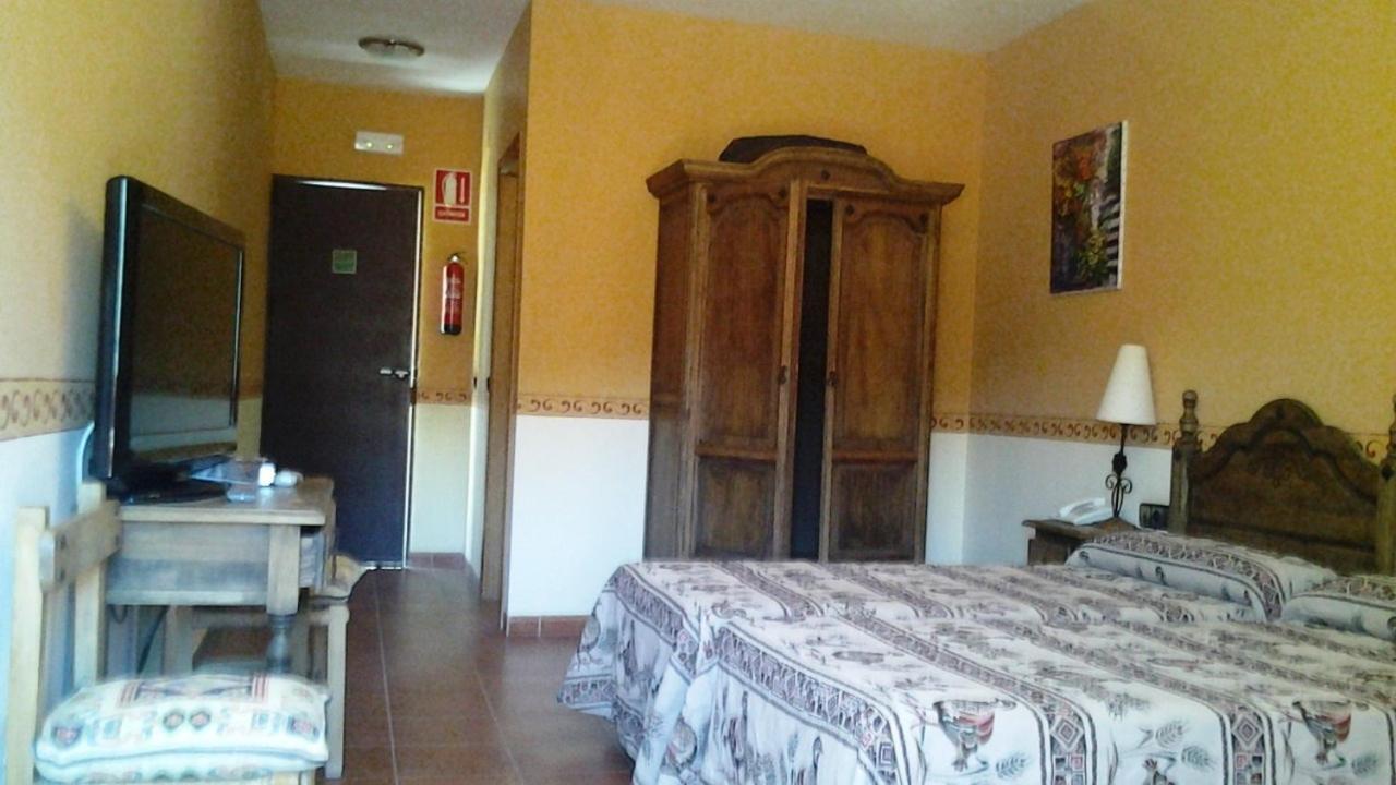 Alojamiento Rural La Caseria De Piedra Restaurante Jaén Exteriör bild